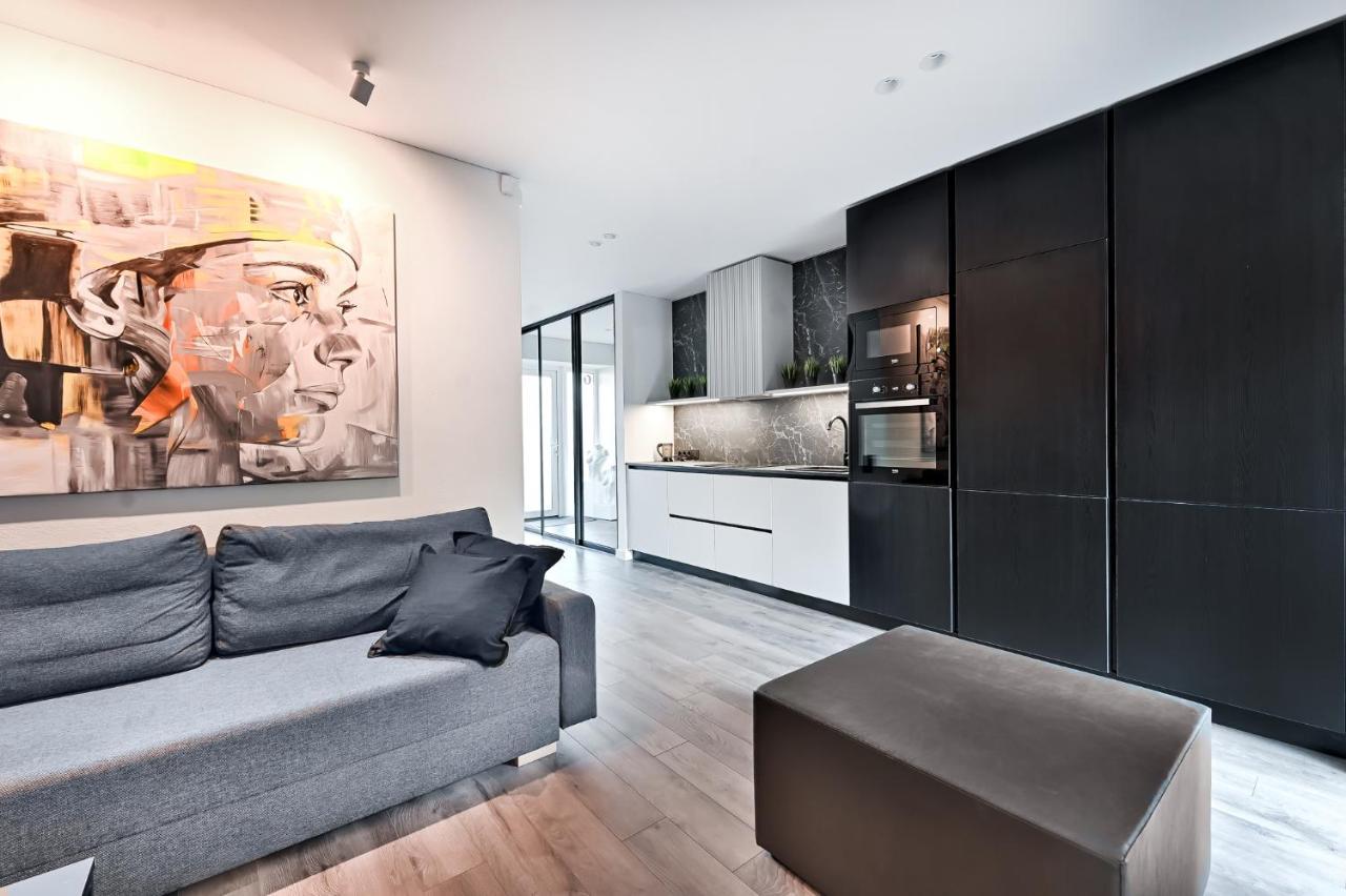 Jacuzzi Cinema Loft Apartment